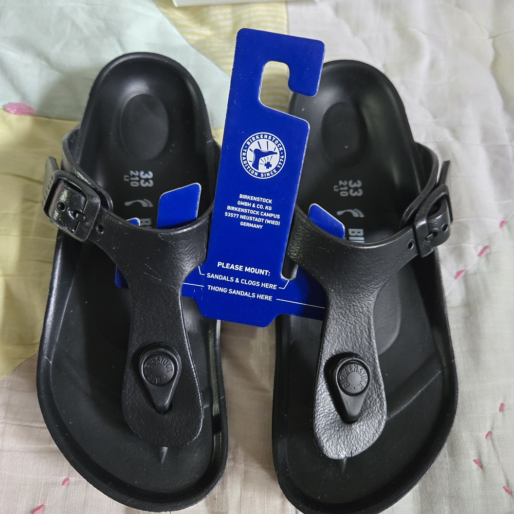 Birkenstock Kids Black Gizeh Sandals